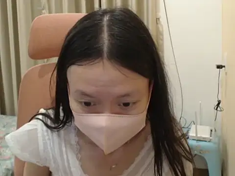 Snapshot of Lil-Cherries chatting on March 1, 2026, 9:50 pm Lil-Cherries online show from March 1, 2026, 9:50 pm