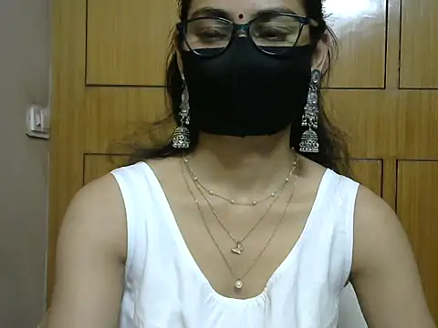 Snapshot of Fairy_Pie chatting on March 3, 2026, 9:31 pm Fairy Pie online show from March 3, 2026, 9:31 pm