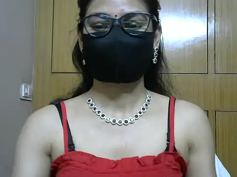 Snapshot of Fairy_Pie chatting on March 5, 2026, 7:43 pm Fairy Pie online show from March 5, 2026, 7:43 pm