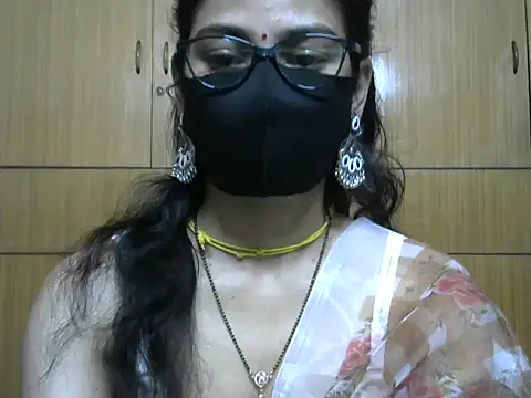 Snapshot of Fairy_Pie chatting on March 19, 2026, 10:47 pm Fairy Pie online show from March 19, 2026, 10:47 pm