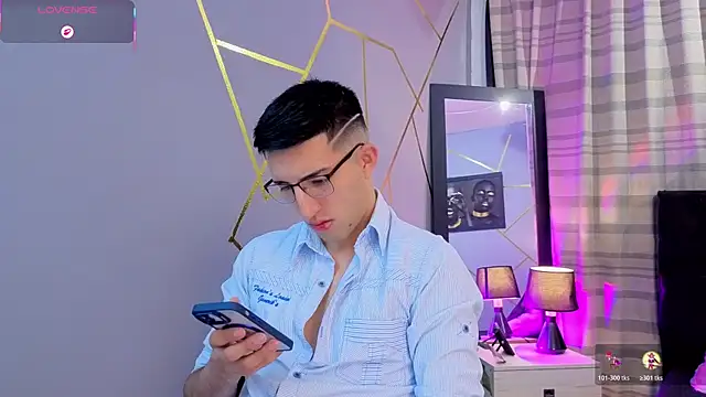 Un Sluttyy online show from November 11, 2025, 11:43 am