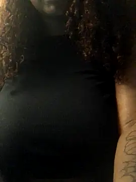 Fxncymuse online show from November 15, 2025, 11:21 pm