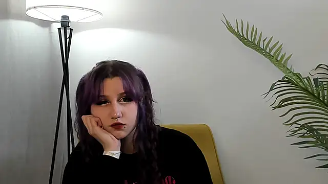 Snapshot of KishaRowsey chatting on November 8, 2025, 5:51 am KishaRowsey online show from November 8, 2025, 5:51 am