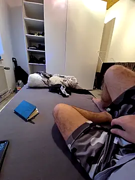 TirelessLot3 online show from March 5, 2026, 4:58 pm