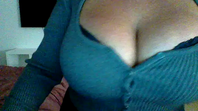 cleo094 online show from November 20, 2025, 2:12 am