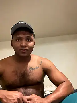 Snapshot of Eldeentt chatting on November 8, 2025, 9:35 pm Eldeentt online show from November 8, 2025, 9:35 pm