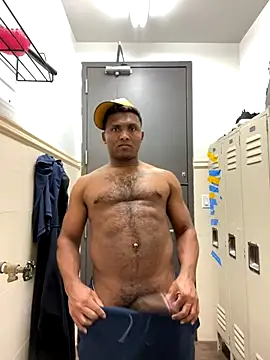 Snapshot of Eldeentt chatting on November 9, 2025, 6:17 pm Eldeentt online show from November 9, 2025, 6:17 pm