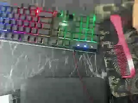 Snapshot of raccon_master chatting on November 8, 2025, 1:39 am raccon master online show from November 8, 2025, 1:39 am