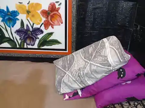 tsbrownmorena69 online show from May 28, 2026, 7:49 am