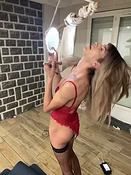 samia42 online show from April 12, 2026, 12:15 am