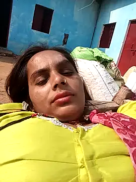 Snapshot of CUTE_V_SEXY chatting on November 10, 2025, 4:33 am CUTE V SEXY online show from November 10, 2025, 4:33 am