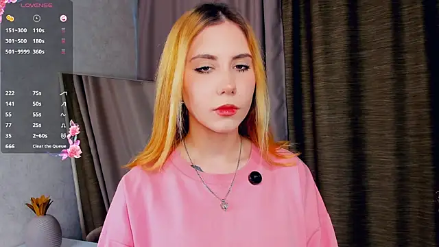 LilyMaiorano online show from November 9, 2025, 5:39 am