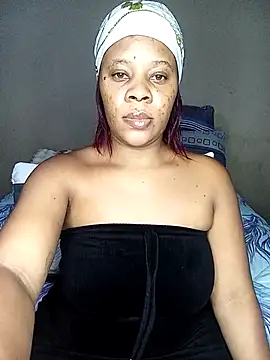 Snapshot of Emmylove-xr25 chatting on February 6, 2026, 8:23 pm Emmylove-xr25 online show from February 6, 2026, 8:23 pm