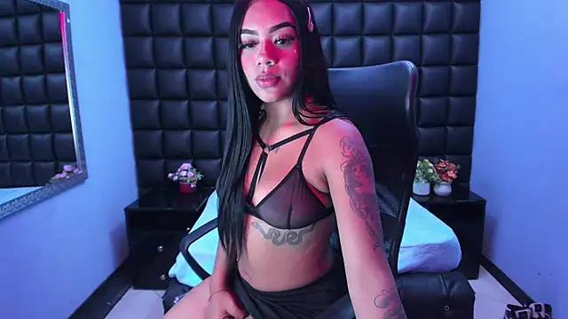 MarianaGibson online show from April 16, 2026, 1:45 pm