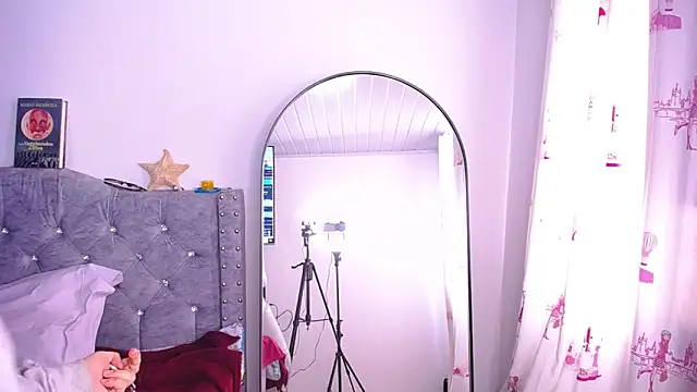  Pariiss online show from November 28, 2025, 1:36 pm