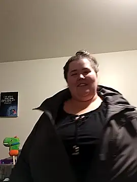 mayflower420 online show from November 7, 2025, 6:52 pm