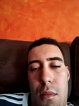 Snapshot of adrihgz chatting on November 11, 2025, 12:27 pm adrihgz online show from November 11, 2025, 12:27 pm