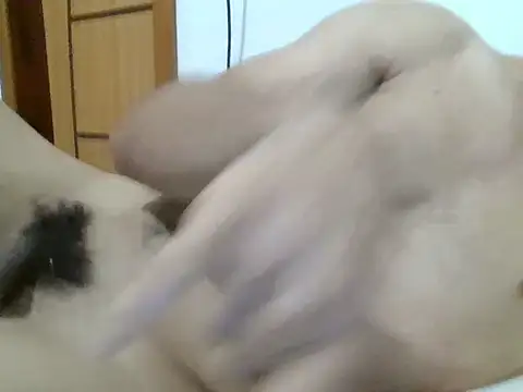 Snapshot of Delvin_Hot_ chatting on November 7, 2025, 9:04 pm Delvin Hot online show from November 7, 2025, 9:04 pm