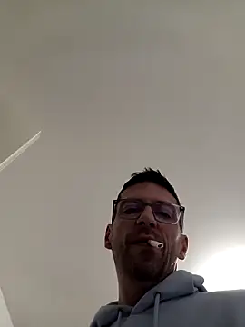 Snapshot of Olifesse chatting on November 7, 2025, 9:59 pm Olifesse online show from November 7, 2025, 9:59 pm