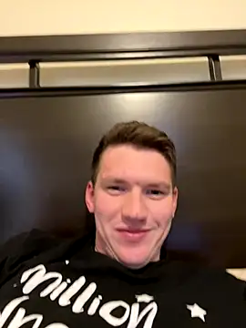 Snapshot of dakota1998x chatting on November 10, 2025, 7:35 pm dakota1998x online show from November 10, 2025, 7:35 pm