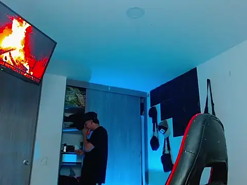 adam keith online show from December 22, 2025, 3:09 pm