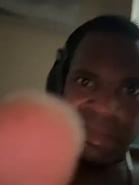 CrookedBeaut online show from February 26, 2026, 1:10 pm