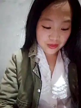 Yumiik2kk online show from November 27, 2025, 11:34 am