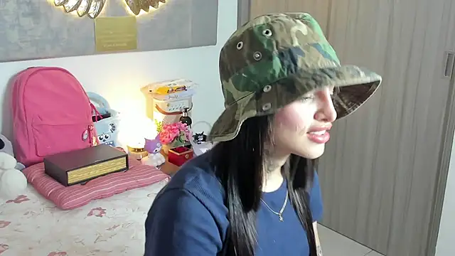 Angeline smith1 online show from November 15, 2025, 6:22 am