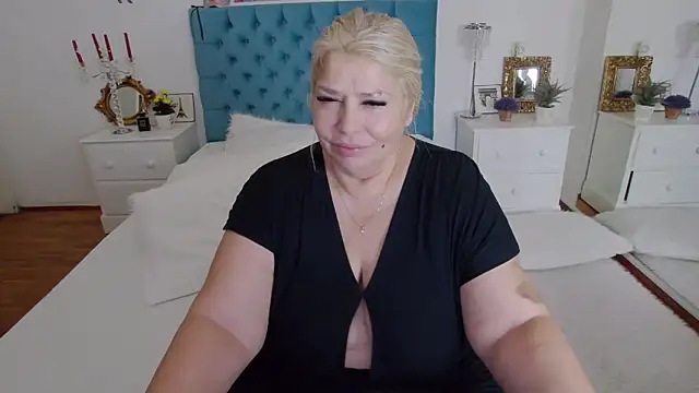 Snapshot of ByaStorm chatting on September 10, 2025, 6:35 am ByaStorm online show from September 10, 2025, 6:35 am