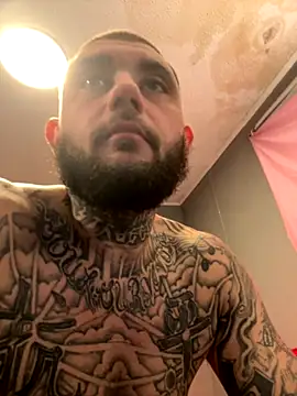 trickydickydaddy online show from December 3, 2025, 10:46 am