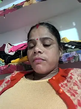 Hot suini online show from December 17, 2025, 7:58 am