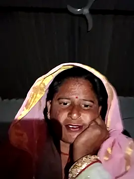 Quin love143 online show from December 14, 2025, 11:42 pm