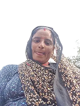 Quin love143 online show from December 22, 2025, 9:06 am