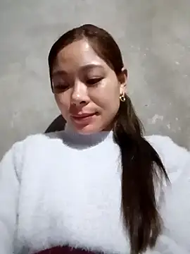 Lyla john online show from February 18, 2026, 1:34 am