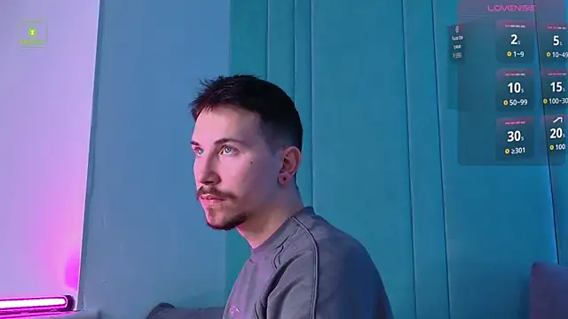 IskellaEvans online show from November 20, 2025, 3:23 pm