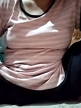 Snapshot of Keya-009 chatting on February 25, 2026, 8:51 pm Keya-009 online show from February 25, 2026, 8:51 pm