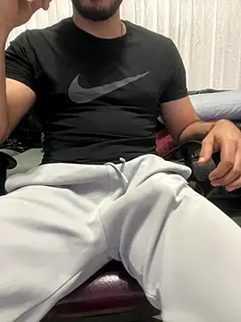 DARK0924 online show from November 22, 2025, 2:27 pm