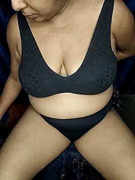 Snapshot of hotjuhi8 chatting on November 16, 2025, 7:19 pm hotjuhi8 online show from November 16, 2025, 7:19 pm