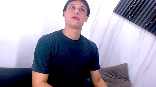 Liam York  online show from February 24, 2026, 5:22 pm