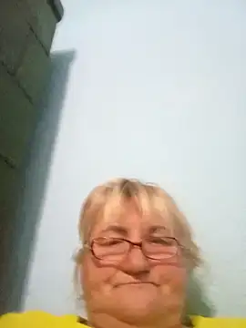 Snapshot of MilaTamila456 chatting on November 18, 2025, 3:05 pm MilaTamila456 online show from November 18, 2025, 3:05 pm