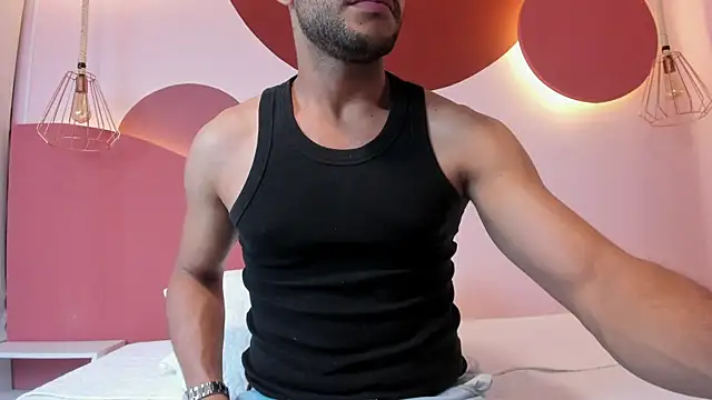 Snapshot of Naim__ chatting on November 15, 2025, 2:20 am Naim online show from November 15, 2025, 2:20 am