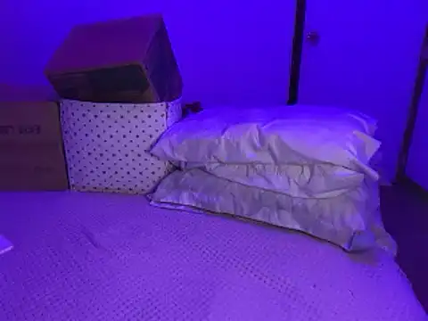 sofilasanta online show from April 3, 2026, 2:09 am