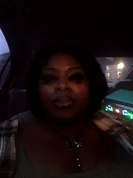 Snapshot of Dusaa_ chatting on December 13, 2025, 9:42 pm Dusaa online show from December 13, 2025, 9:42 pm