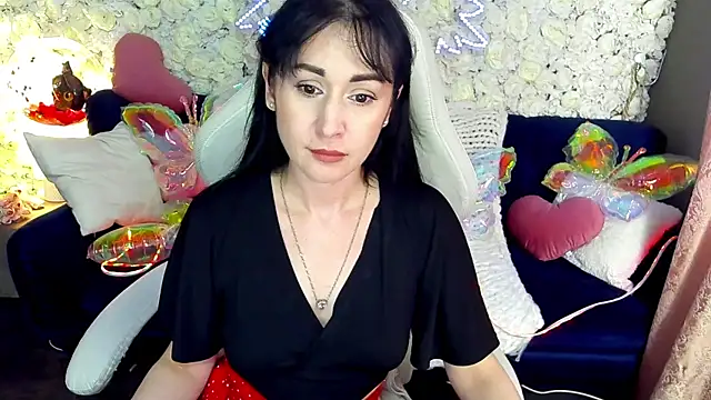 CarolinaaFoxyyy online show from March 31, 2026, 12:49 pm