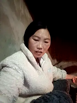 blonde blg online show from February 19, 2026, 11:17 am