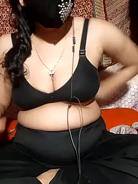 Snapshot of HotGirl23231 chatting on April 19, 2026, 7:27 pm HotGirl23231 online show from April 19, 2026, 7:27 pm