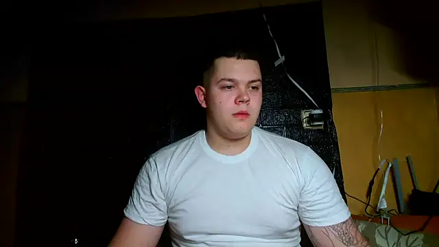 Snapshot of CuteButNaughty_ chatting on February 14, 2026, 9:11 pm CuteButNaughty online show from February 14, 2026, 9:11 pm