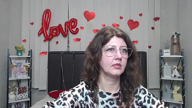 RoseHille online show from March 28, 2026, 6:13 am