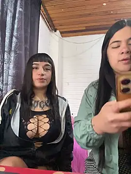 Snapshot of silvana_dani_ chatting on November 10, 2025, 1:43 pm silvana dani online show from November 10, 2025, 1:43 pm