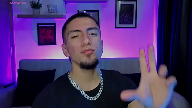 AresMassimoX online show from November 13, 2025, 3:16 am